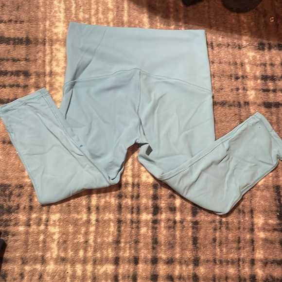 3 Pairs Ivivva leggings - Picture 13 of 15